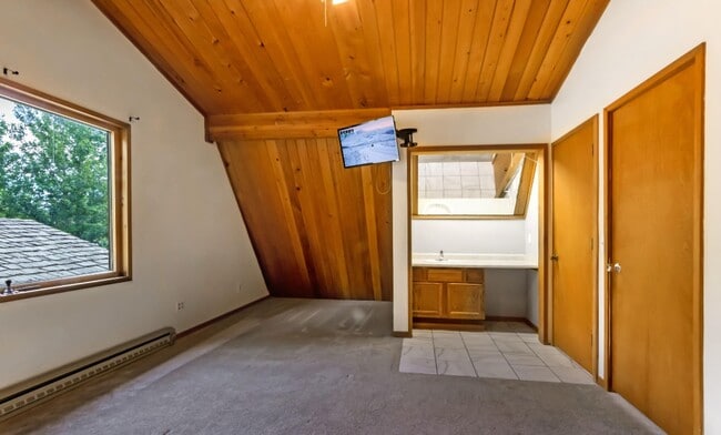 Building Photo - On an acre in Palmer! 4 bedrooms/3 bathrooms Oversized 2car garage PLUS additional shop! Addition...