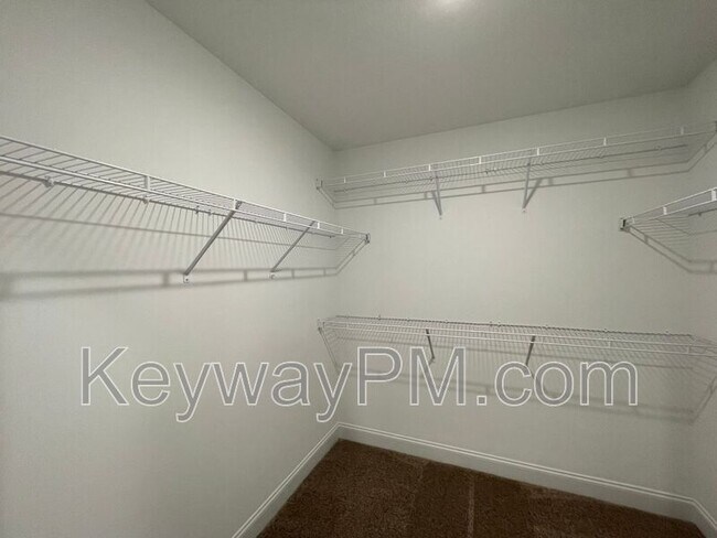 Building Photo - 3089 Venetian Dr