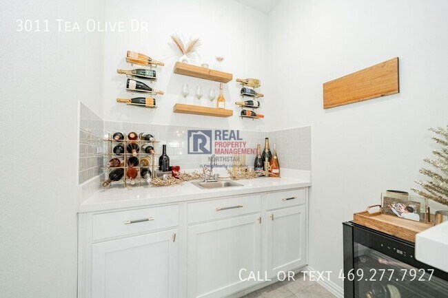 Building Photo - 3011 Tea Olive Dr