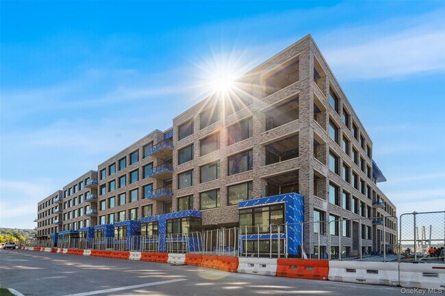 Building Photo - 4 Lighthouse Lndg