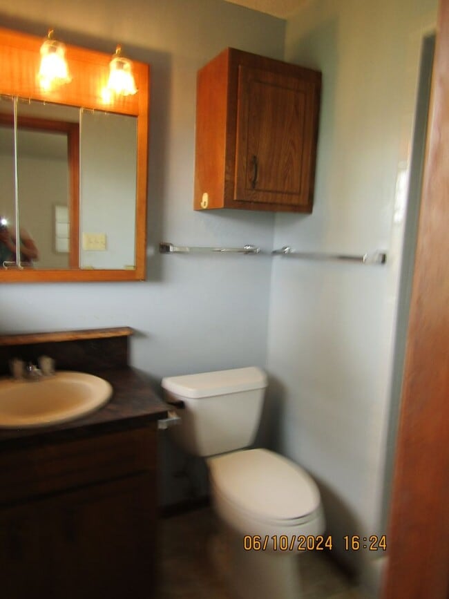 Building Photo - Great home located in Terrace Hills!