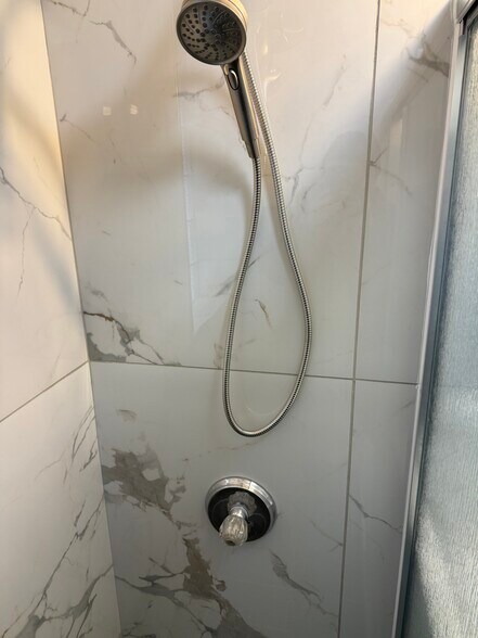 Building Photo - 3344 S Wood St