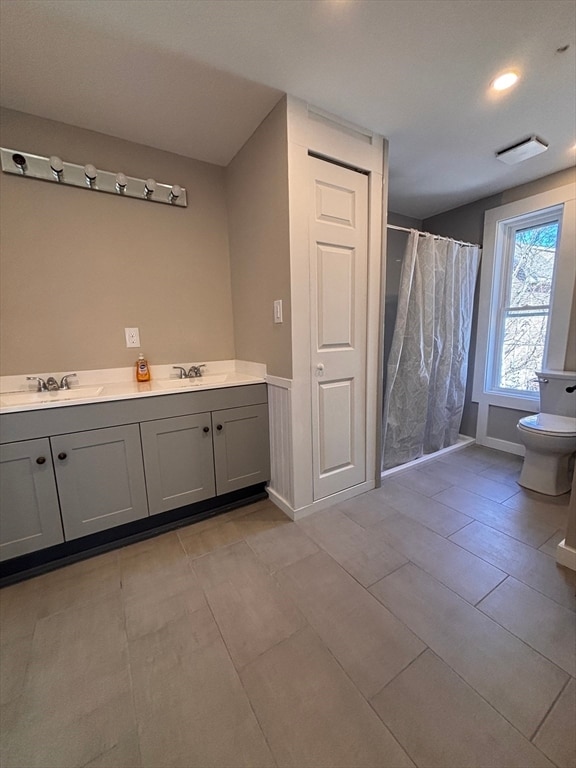 Building Photo - 130 Linden Ave