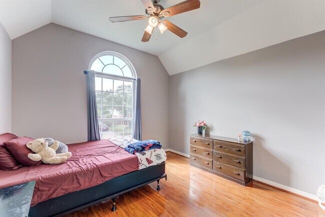 Building Photo - 14403 Cypress Green Dr