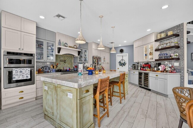 Building Photo - 23201 Boca Club Colony Cir