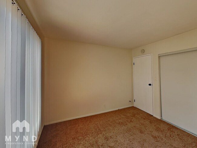 Building Photo - 240 Athol Ave