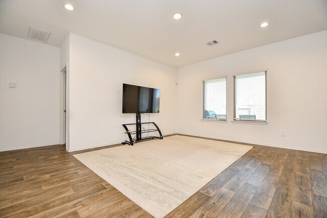 Building Photo - 21602 Zydeco Ct