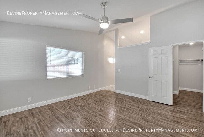 Building Photo - 9814 Hibiscus Ct