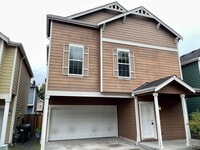 Building Photo - Charming Home in a Gated Tacoma Community – Minutes from JBLM!