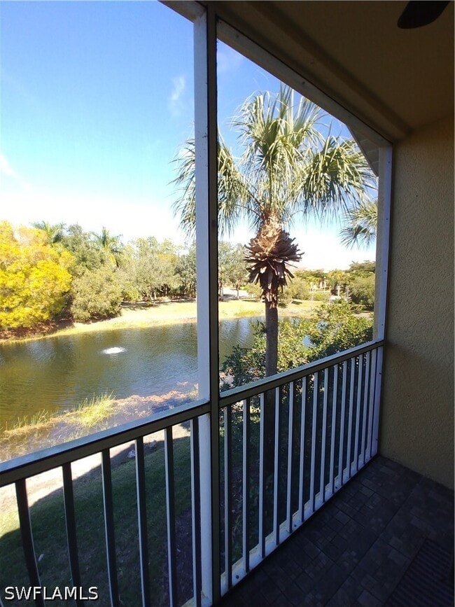 Building Photo - 20140 Estero Gardens Cir