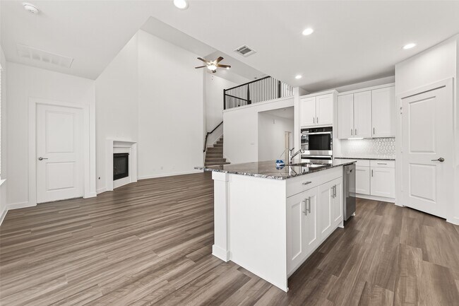 Building Photo - 426 Yellow Dandelion Ln