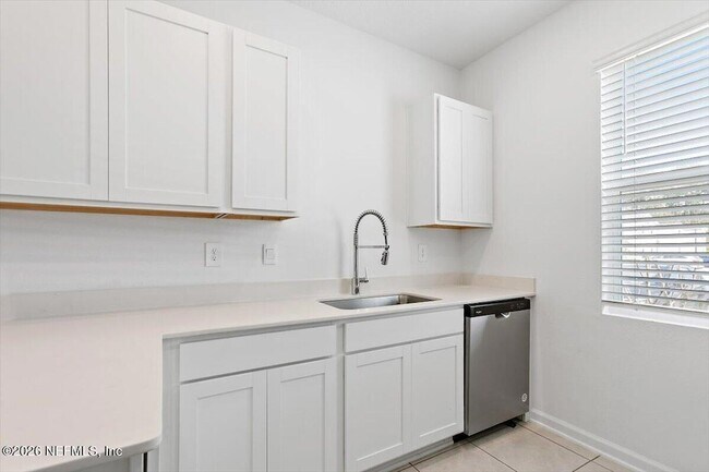 Building Photo - 235 Sage Br St