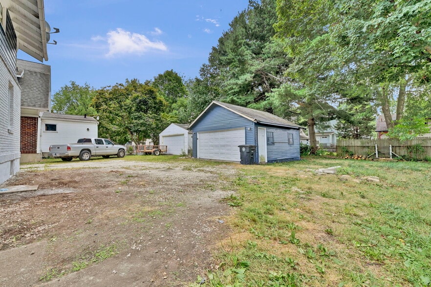 Building Photo - 1584 Hampton Rd