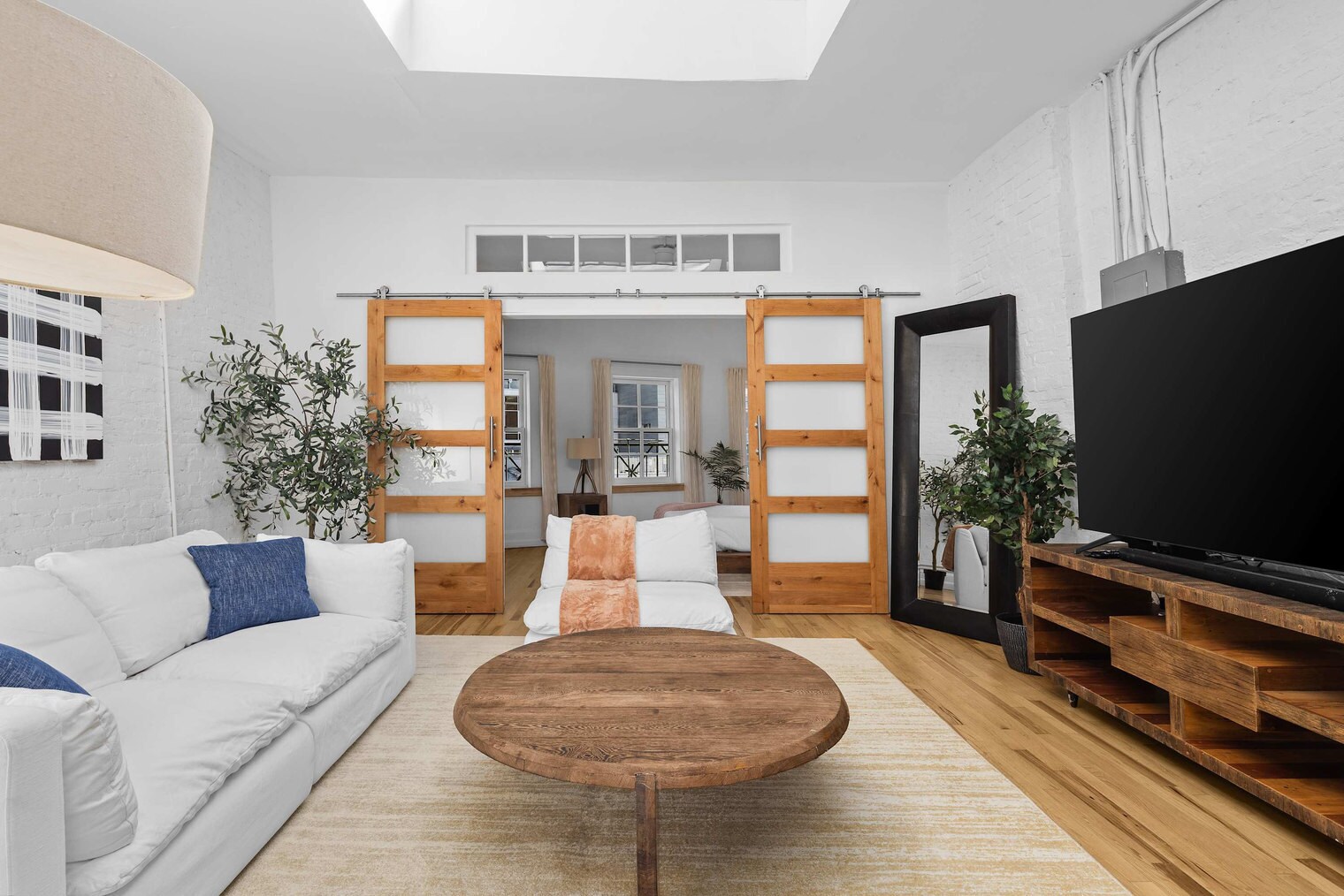 Building Photo - 354 Bowery