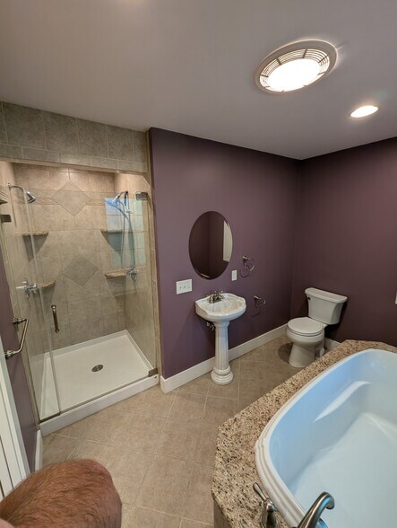 Building Photo - 111 Spring Hill Lane