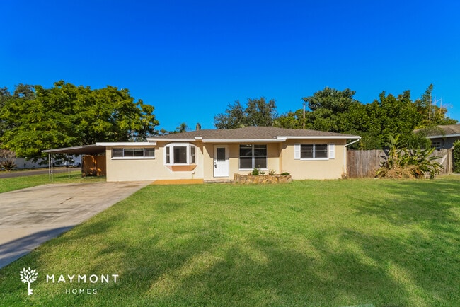 Building Photo - 10849 60th Ave N