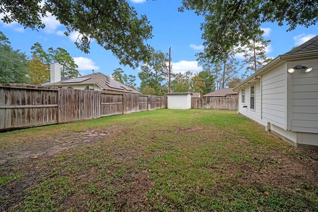 Building Photo - 7530 Alderly Dr