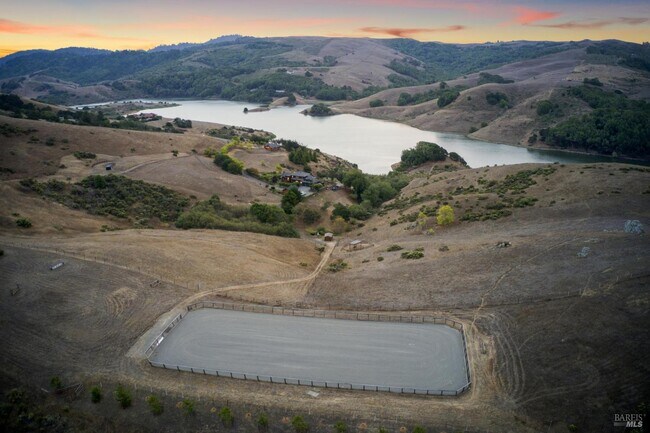 Building Photo - 6381 Nicasio Valley Rd