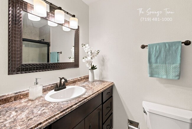 Building Photo - 1239 Suncrest Way