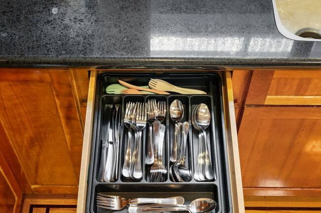 Building Photo - 2216 18th Ave