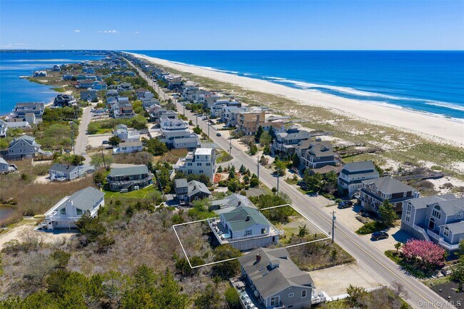Building Photo - 898 Dune Rd