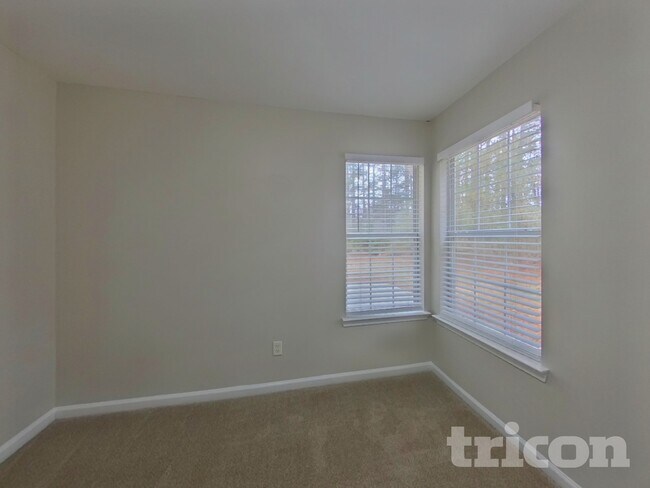 Building Photo - 708 Percevil Point