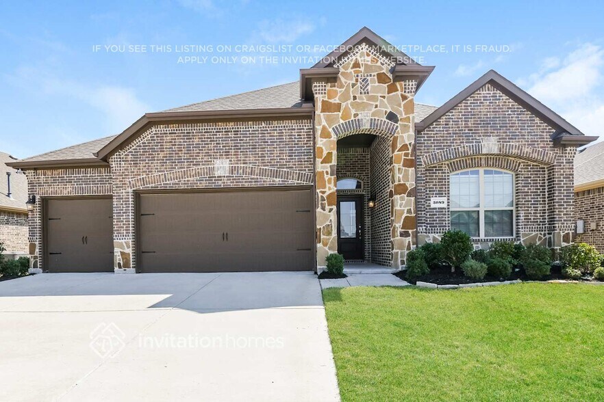 Primary Photo - 3089 Maverick Dr