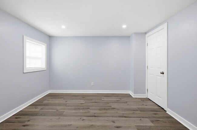 Building Photo - West Nashville Rental