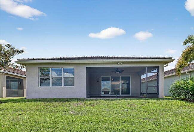 Building Photo - 11650 SW Moon River Way