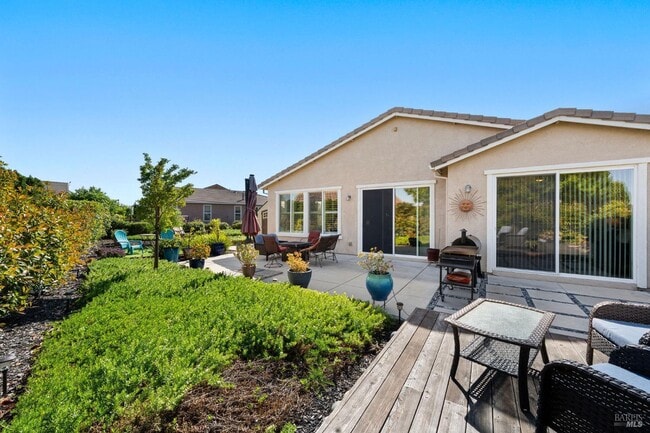 Building Photo - 295 Marks Rd