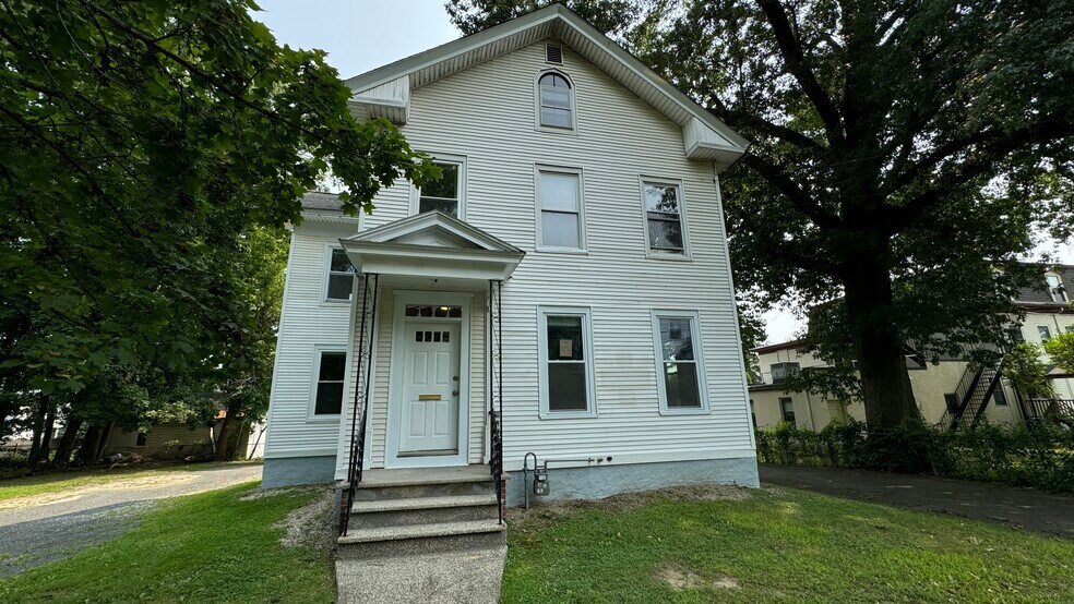 Building Photo - 125 State St