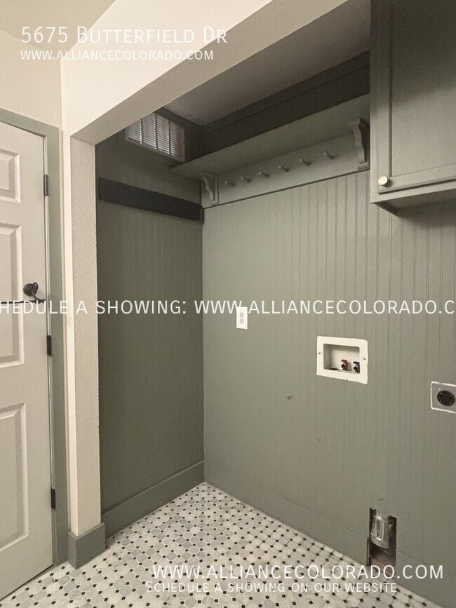 Building Photo - 5675 Butterfield Dr