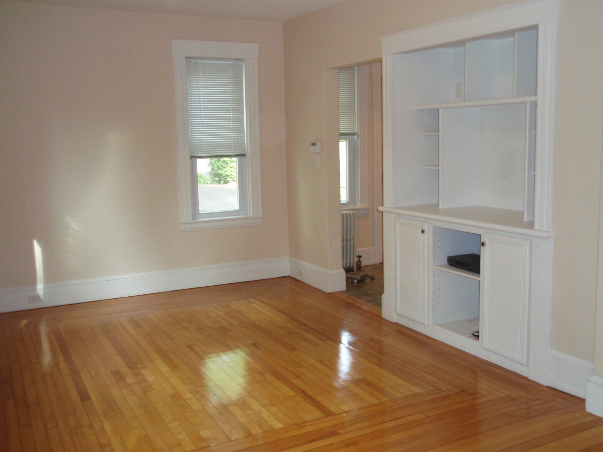 Living room with built-in - 27 Granite St