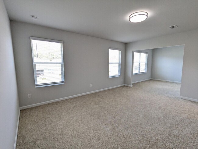 Building Photo - Beautiful 5 Bdrm New Construction Home in Johns Island