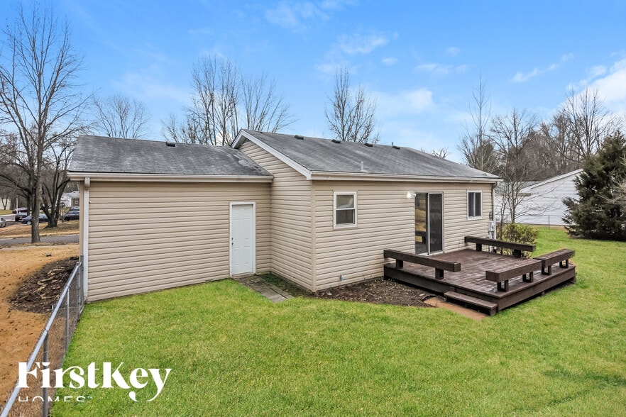 Building Photo - 14389 Wild Fox Ct