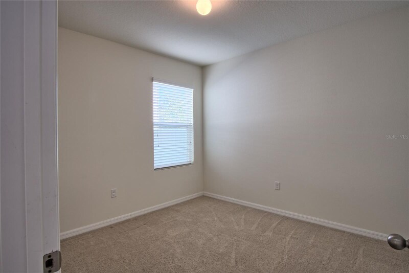 Building Photo - 117 Lacewing Pl