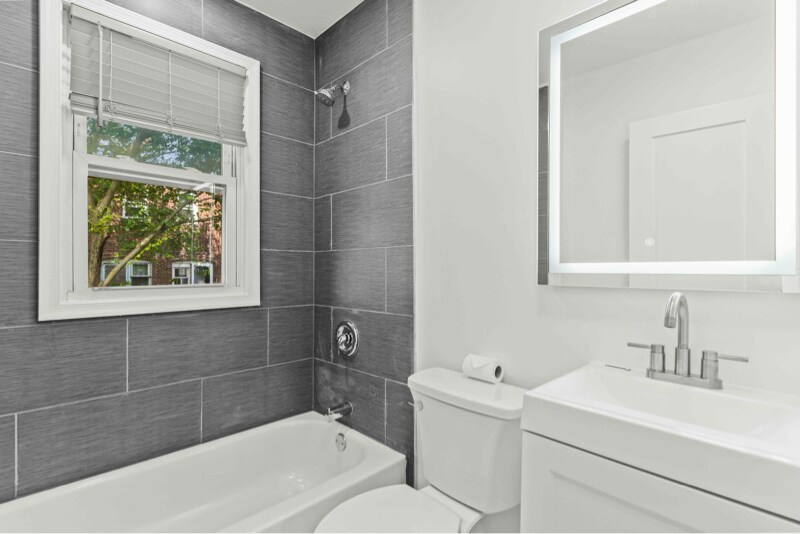 Building Photo - 1452 Smith Pl SE