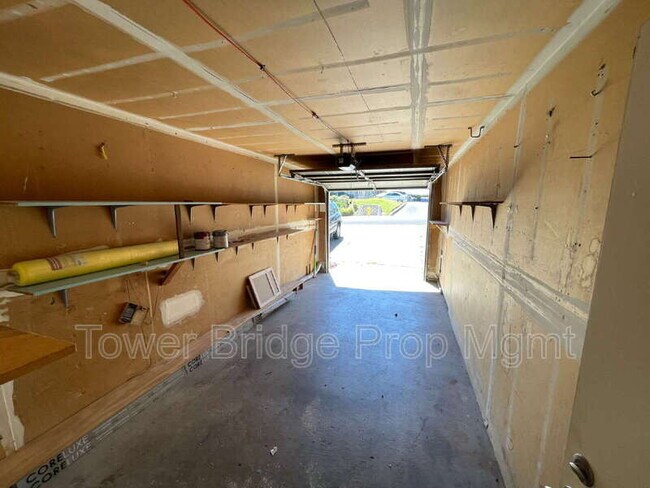 Building Photo - 6416 Miles Ln