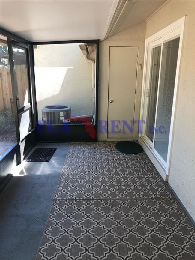 Building Photo - COMING SOON!  5/1/26     2/2 Upgraded Condo in Winter Park**