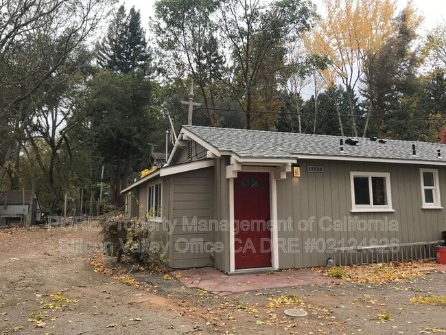 Building Photo - 17520 Old Summit Rd