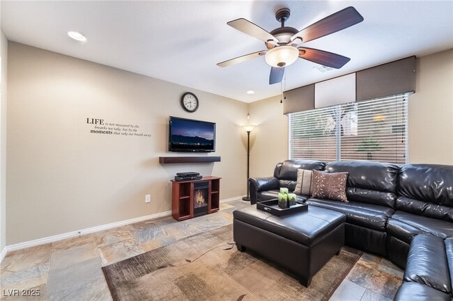 Building Photo - 10953 Toscano Gardens St