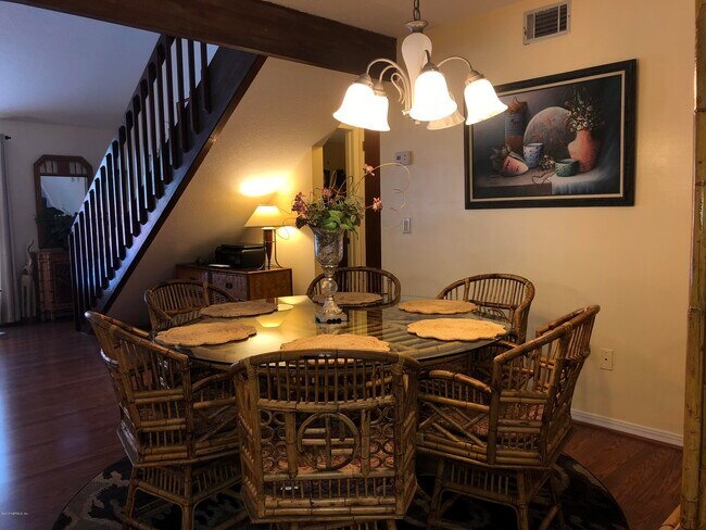 Building Photo - 8179 Crosswind Rd