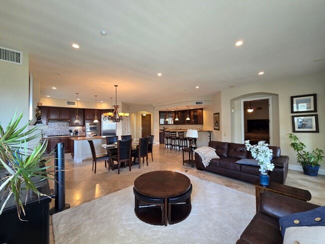 Building Photo - An Amazing Furnished 3 Bedroom Condo at La...