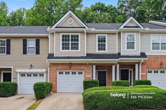 Building Photo - 318 Anterbury Dr