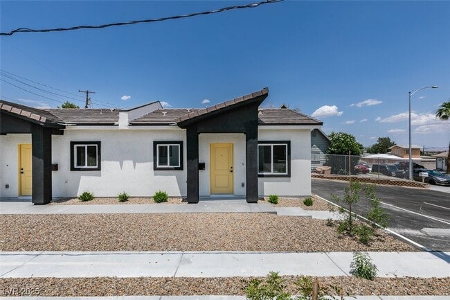 Building Photo - 367 N 16th St