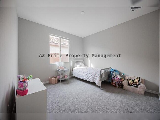 Building Photo - 7128 W Coles Rd