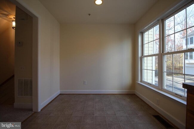 Building Photo - 12918 Ethel Rose Way