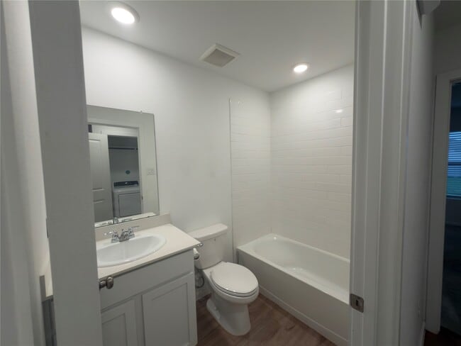 Building Photo - 18542 Cepagatti Dr
