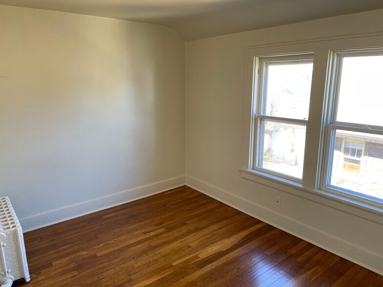 Building Photo - 821 Wright St