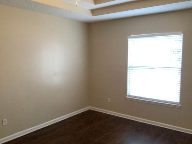 Building Photo - 7313 US Open Blvd